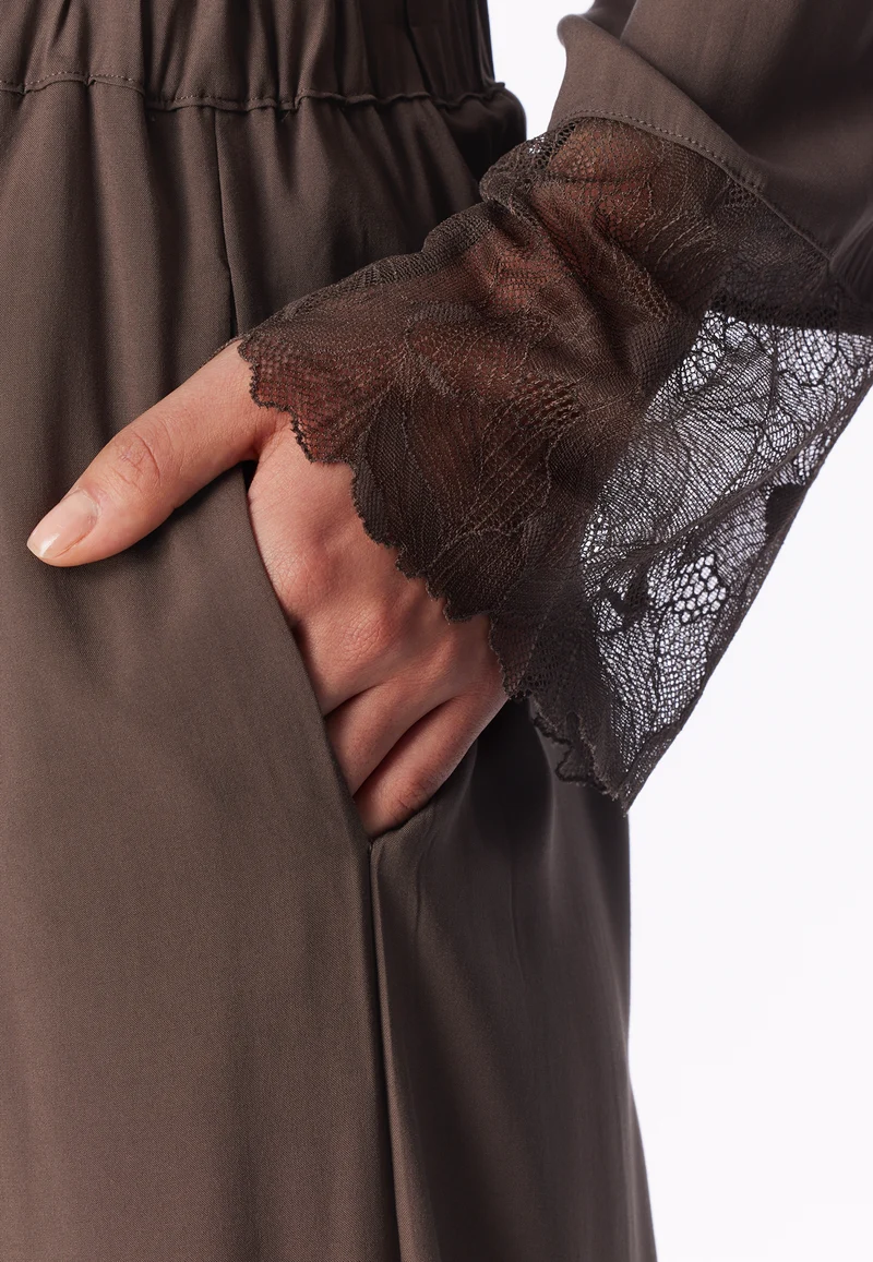 Pyjama mit Spitze Braun - Modern Lace