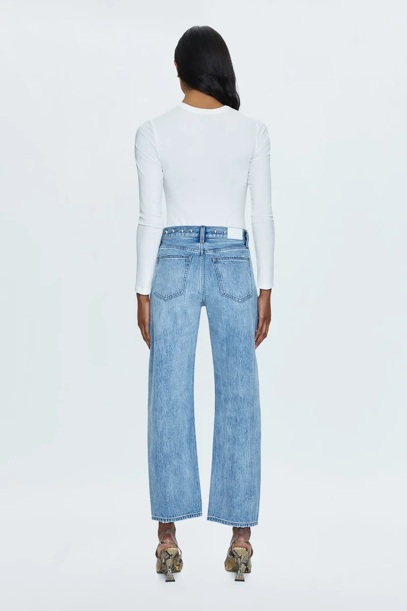Jeans droit arqué avec clous décoratifs Lexi