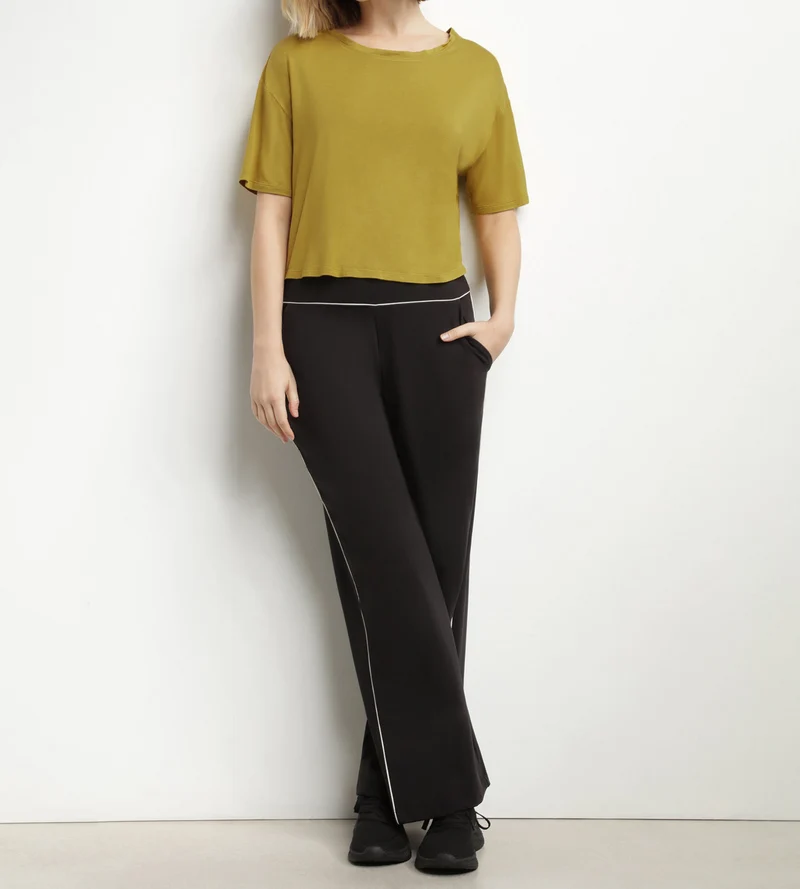 T-shirt de sport femme en viscose vert olive avec dos ouvert Dim Move