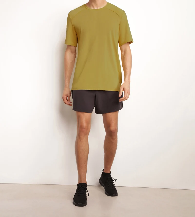 Short de sport homme en matière aérée Noir Dim Move