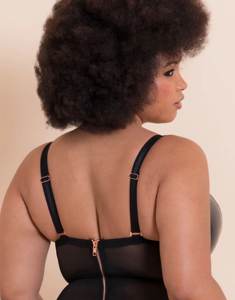 Scantilly Classique Plunge Strapless Padded Body Black