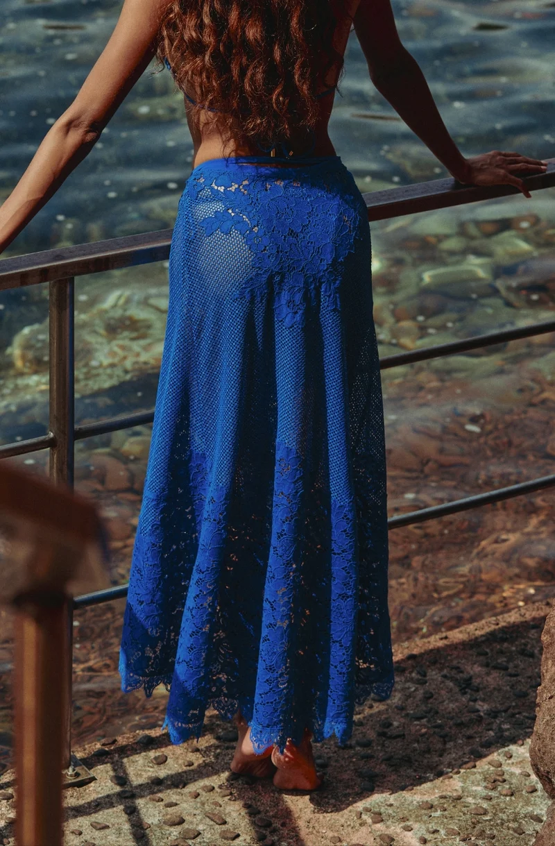 Paréo long Céleste en résille et dentelle bleue