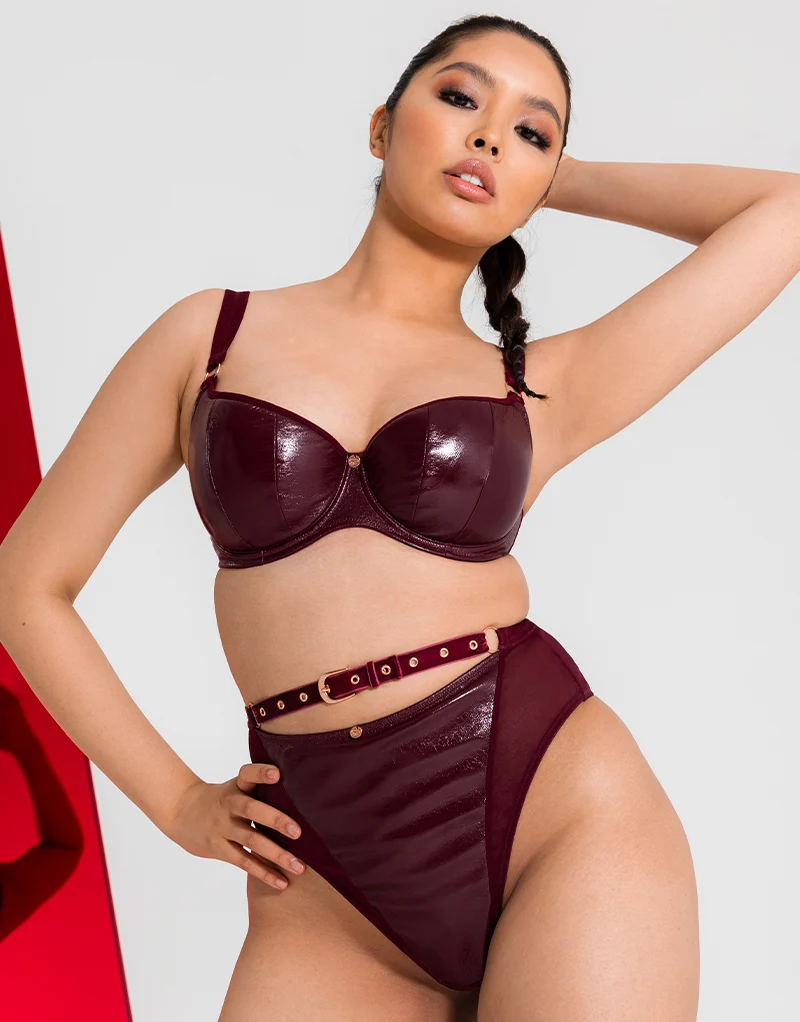 Scantilly Buckle Up Thong Oxblood