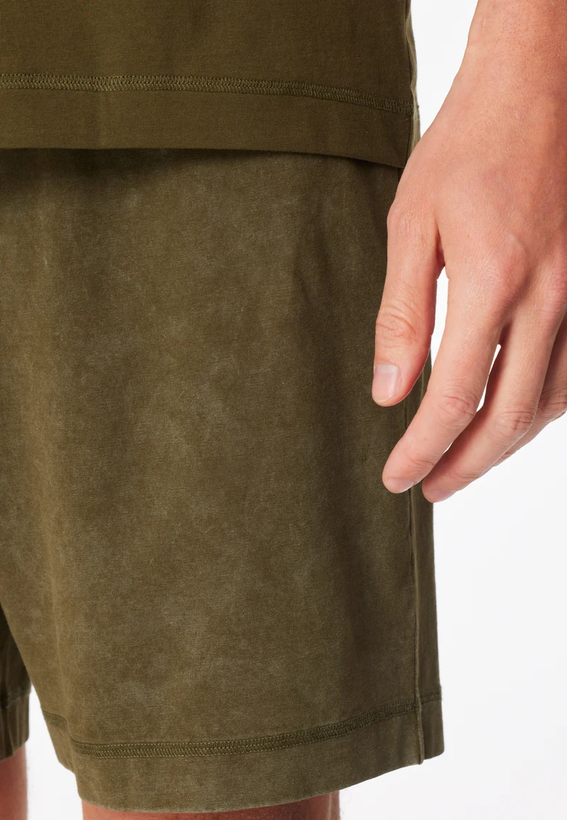 Schlafanzug kurz Oliv - Modern Essentials