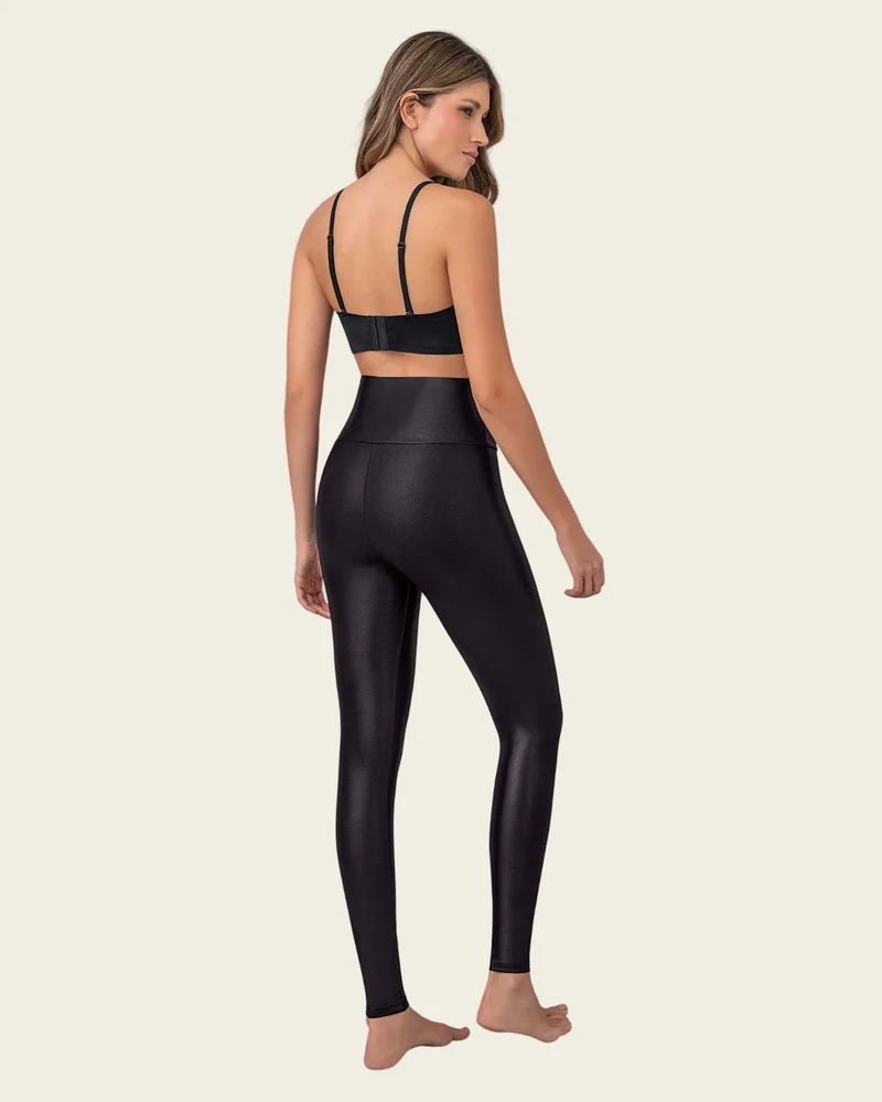 Legging sculptant effet cuir