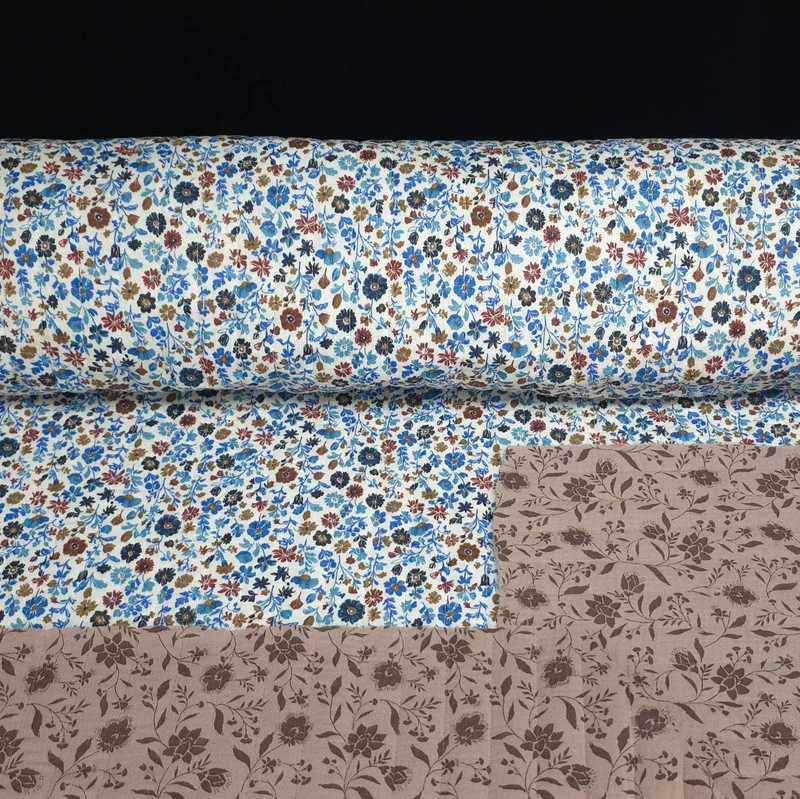 Double Gaze Matelassée Réversible | Fleuri Bleu & Mocha | 80 cm | FIN DE ROULEAU