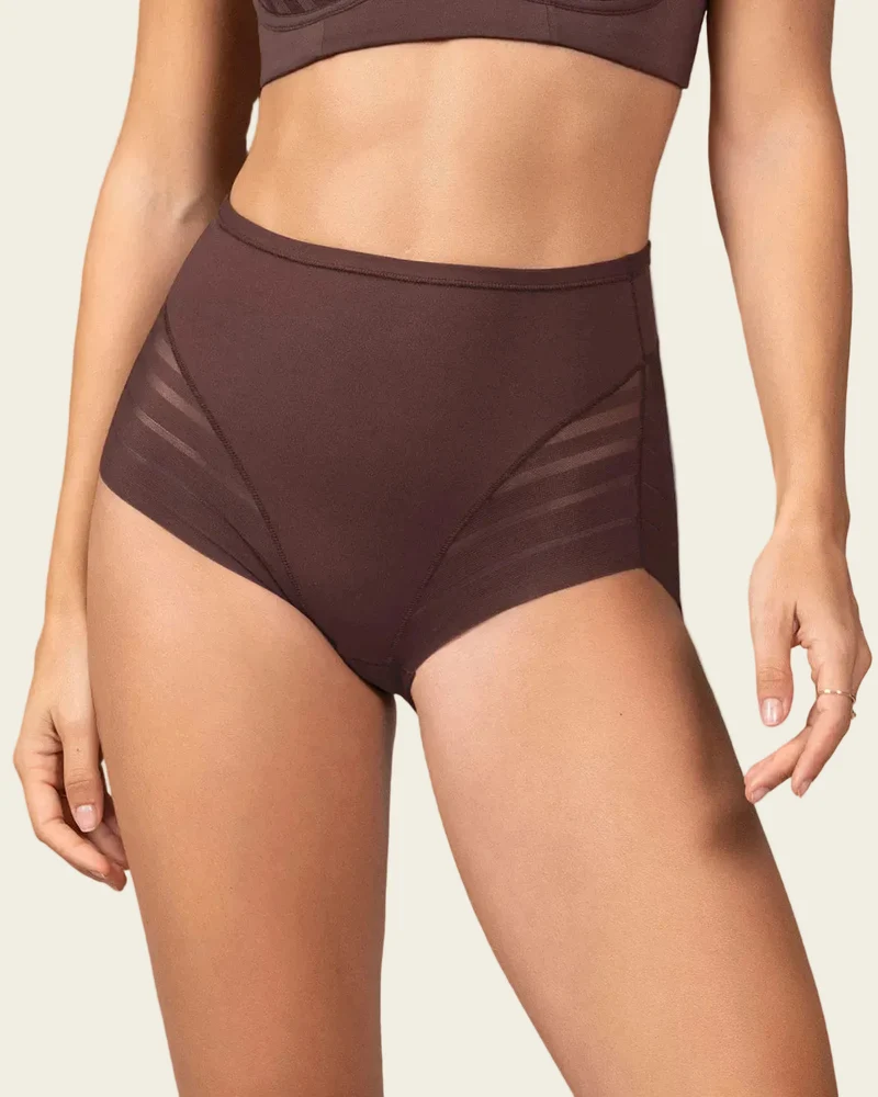 Culotte gainante classique avec contrôle du ventre et bandes de tulle