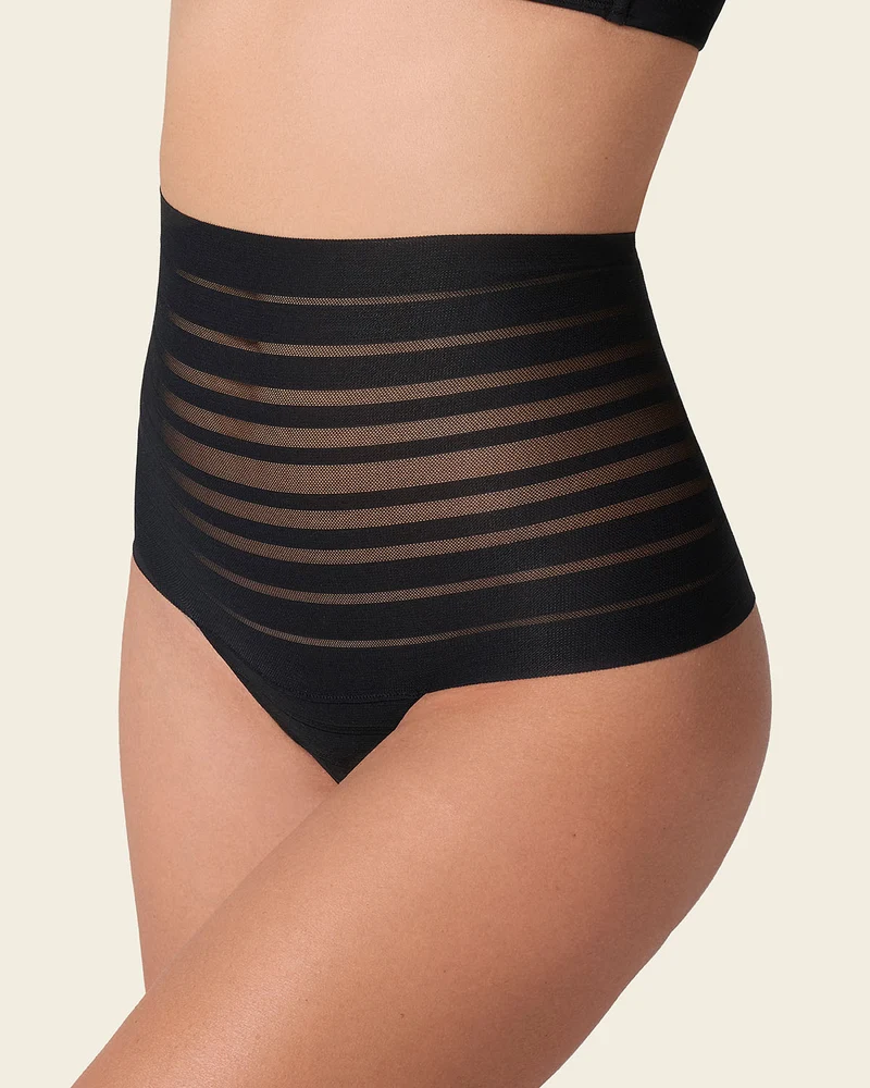 Culotte taille haute en dentelle avec contrôle en douceur