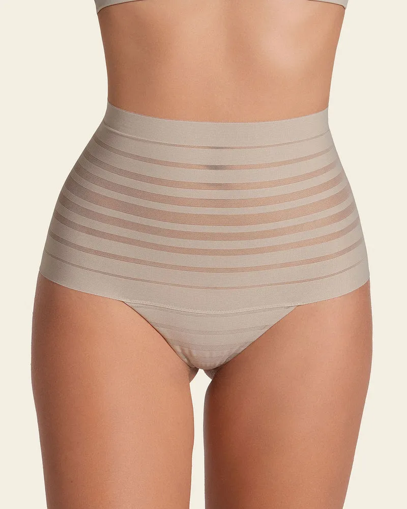Culotte taille haute en dentelle avec contrôle en douceur