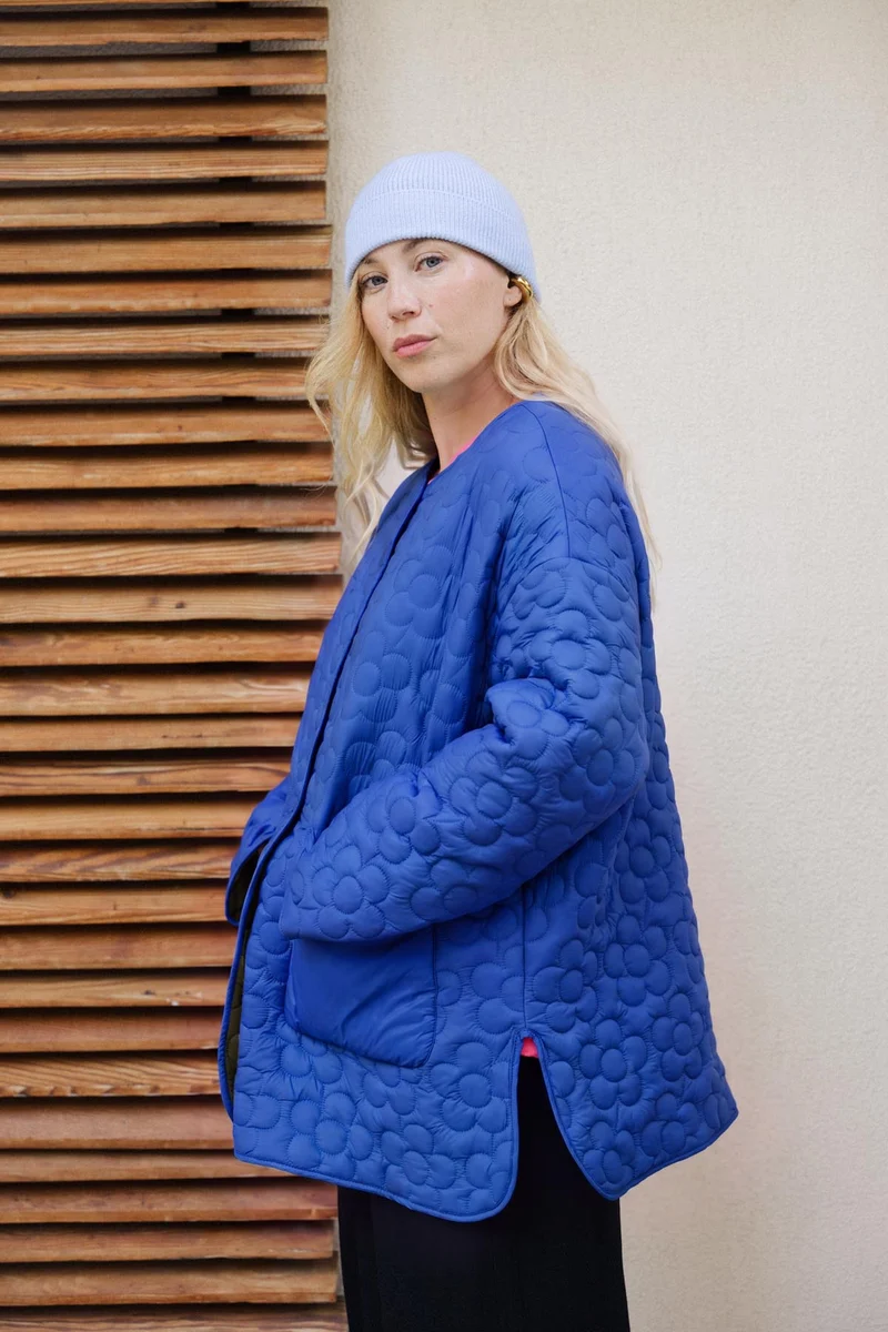 Manteau Matelassé Fleur - Bleu Klein et Noir
