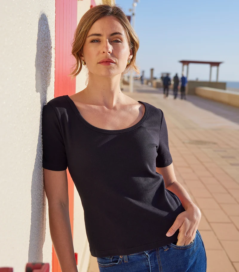 T-shirt Femme Côtelé Noir - Intemporel