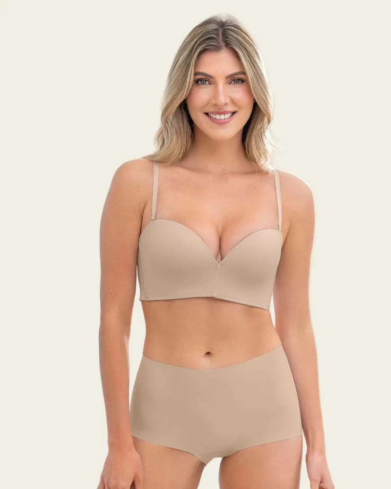 Soutien-gorge sans bretelles idéal pour les poitrines moyennes à fortes.