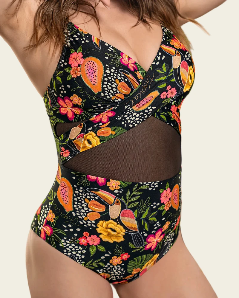Maillot de bain une pièce imprimé avec détail en tulle et drapé sur les bonnets