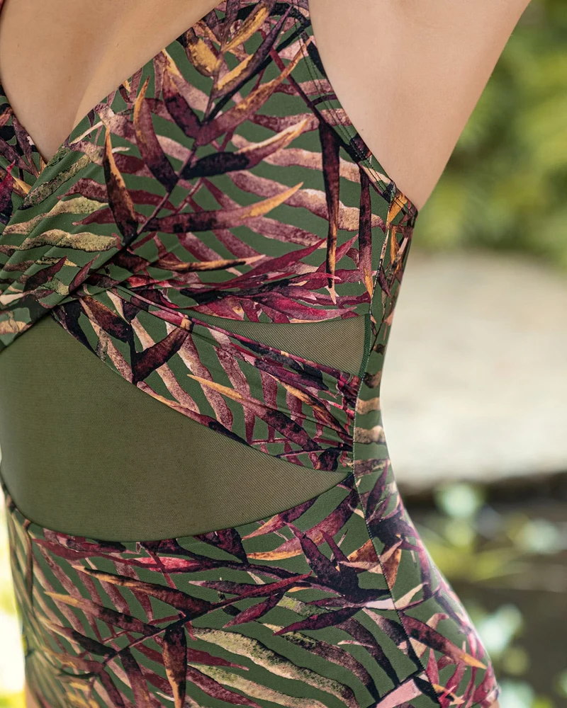 Maillot de bain une pièce imprimé avec détail en tulle et drapé sur les bonnets