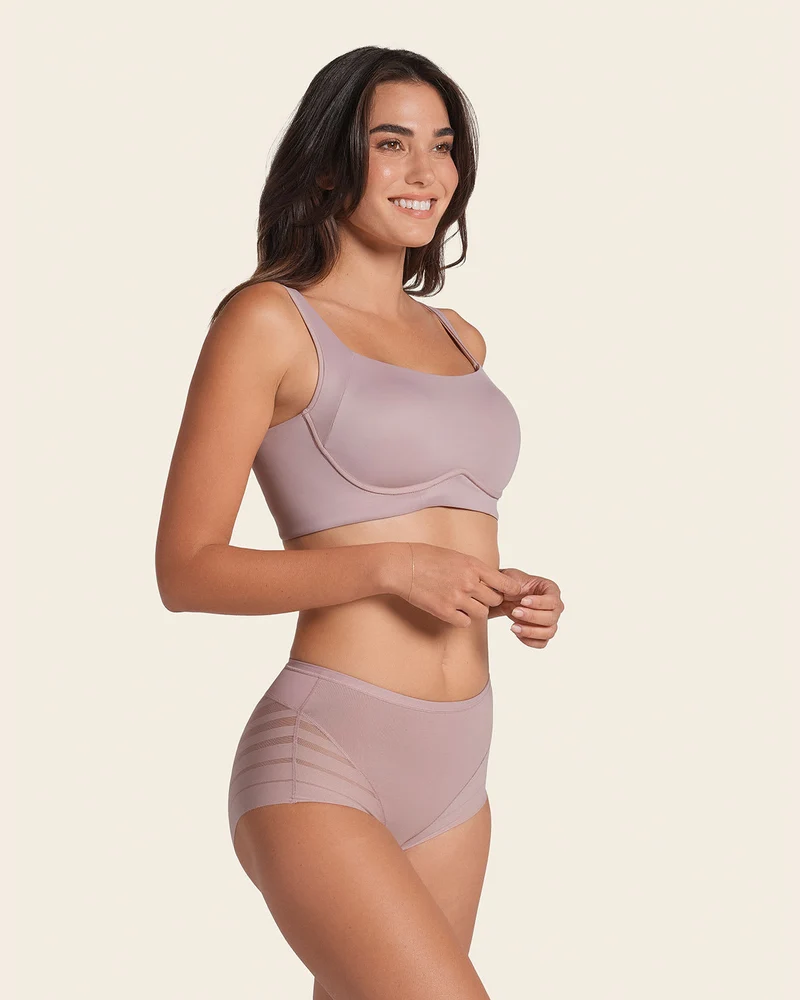Everyday Bra + Stripe Undetectable Shaper Panty en Palo de Rosa
