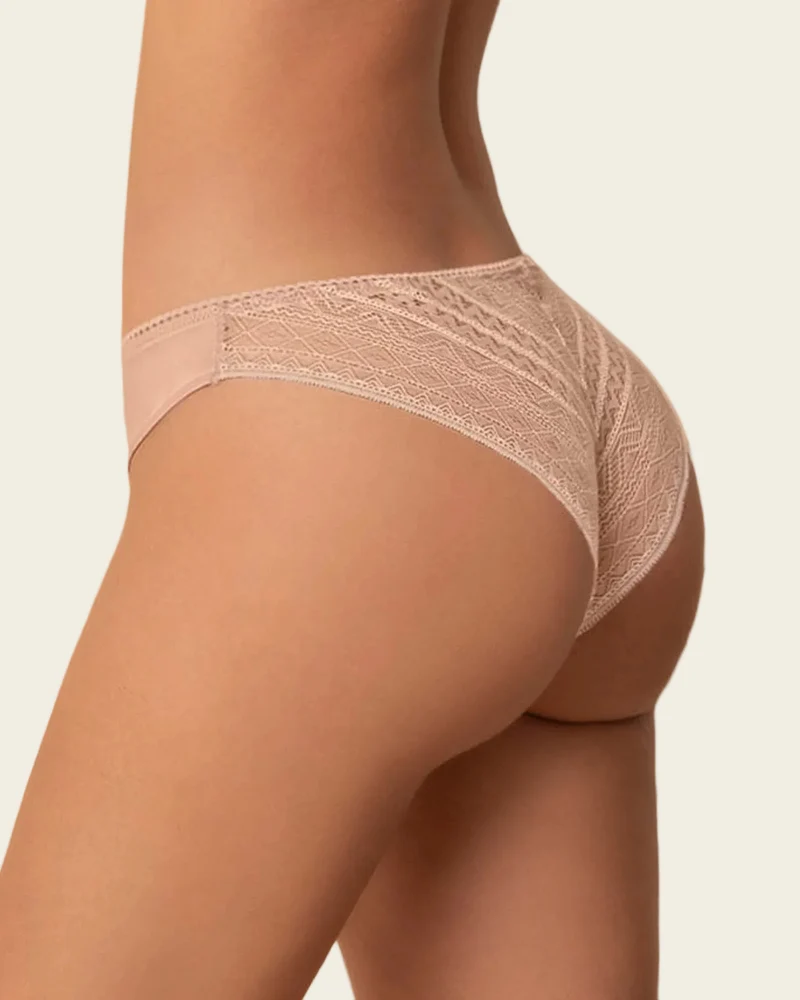 Haut en tissu brillant avec détail décoratif