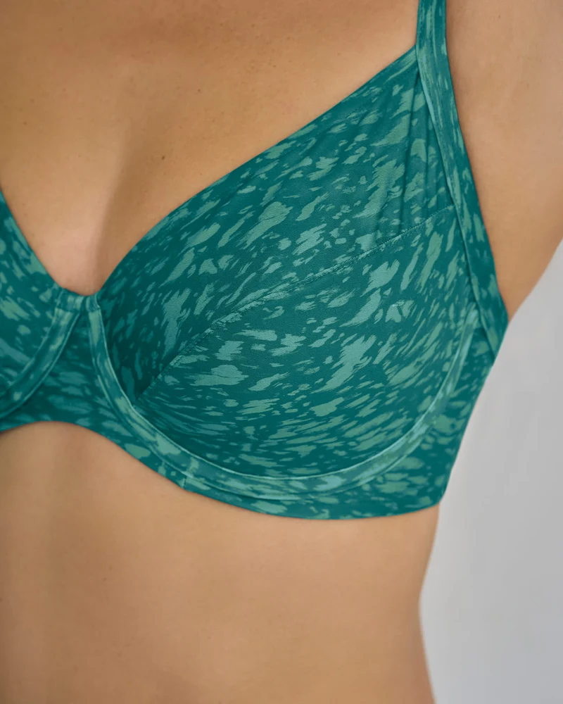 Haut de maillot de bain avec tissu interne dans les bonnets pour un bon maintien de la poitrine