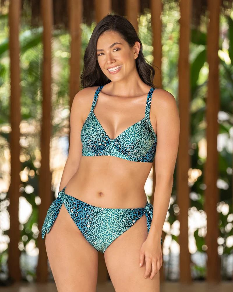 Haut de maillot de bain avec tissu interne dans les bonnets pour un bon maintien de la poitrine