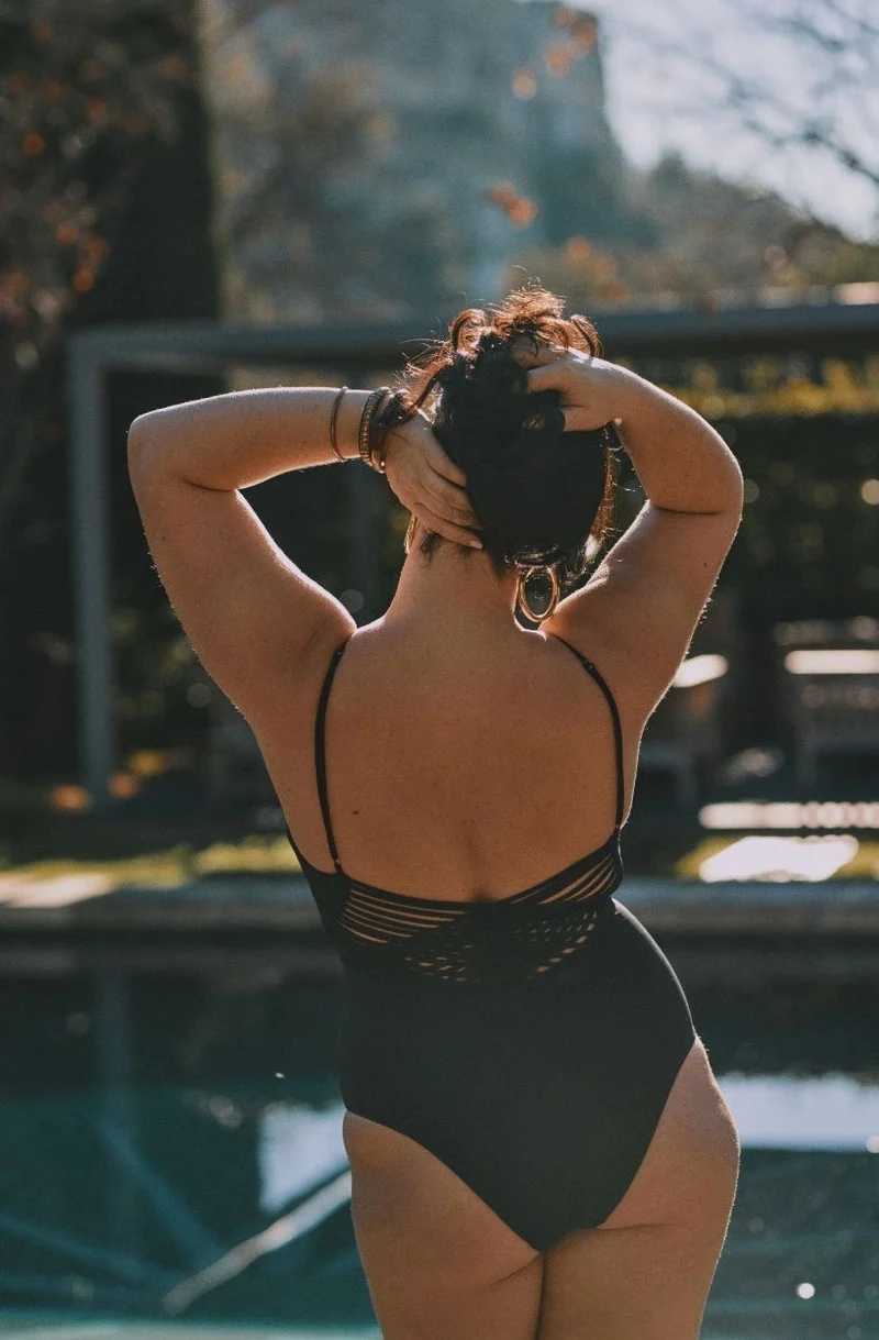 Maillot de bain une pièce noir Cassiopée croisé dos
