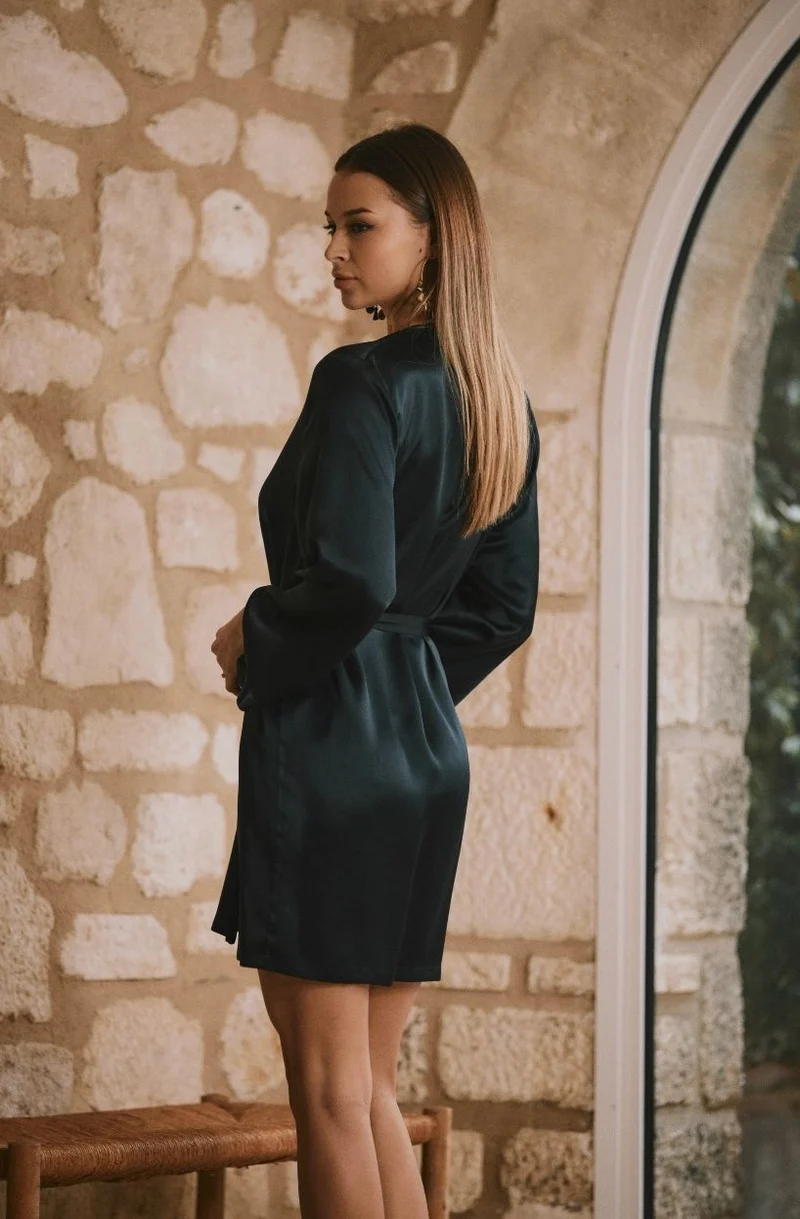 Déshabillé court Tracy en soie noire