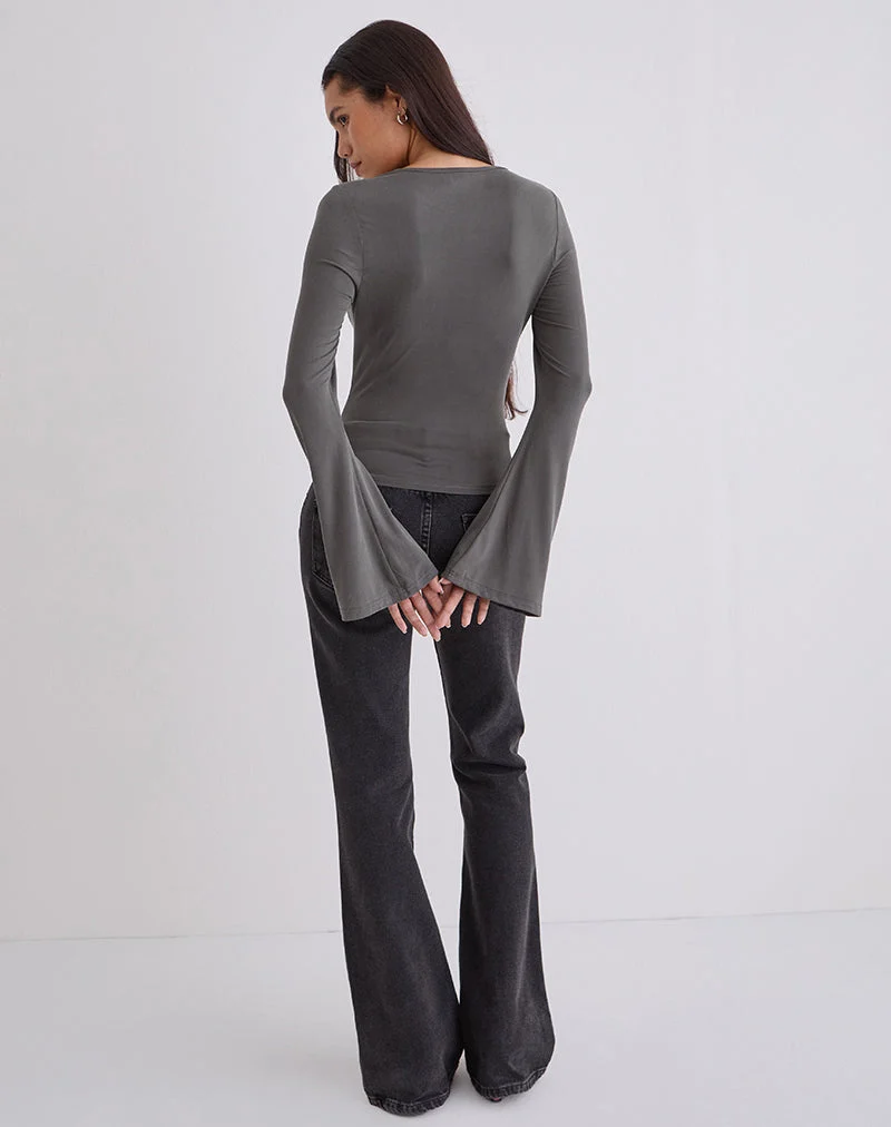 Haut à manches longues Tiyana avec fleur en strass gris foncé