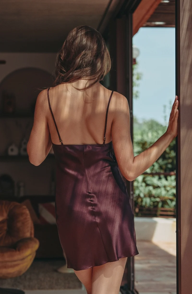 Nuisette en soie brune Calista