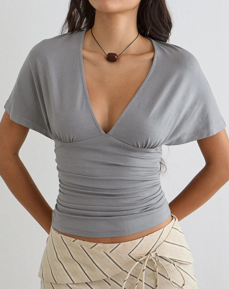 Haut « Batwing » à encolure plongeante Osari, en jersey gris