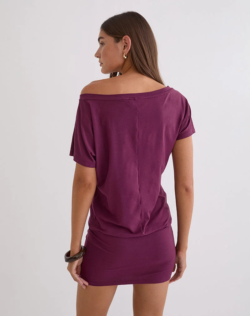 Mini-robe Edwina à épaules dénudées, couleur violet foncé