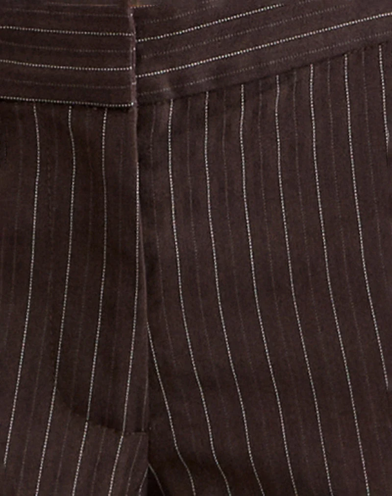 Ganta Slim Trouser in Stripe Chocolate Brown (pantalon slim à rayures)