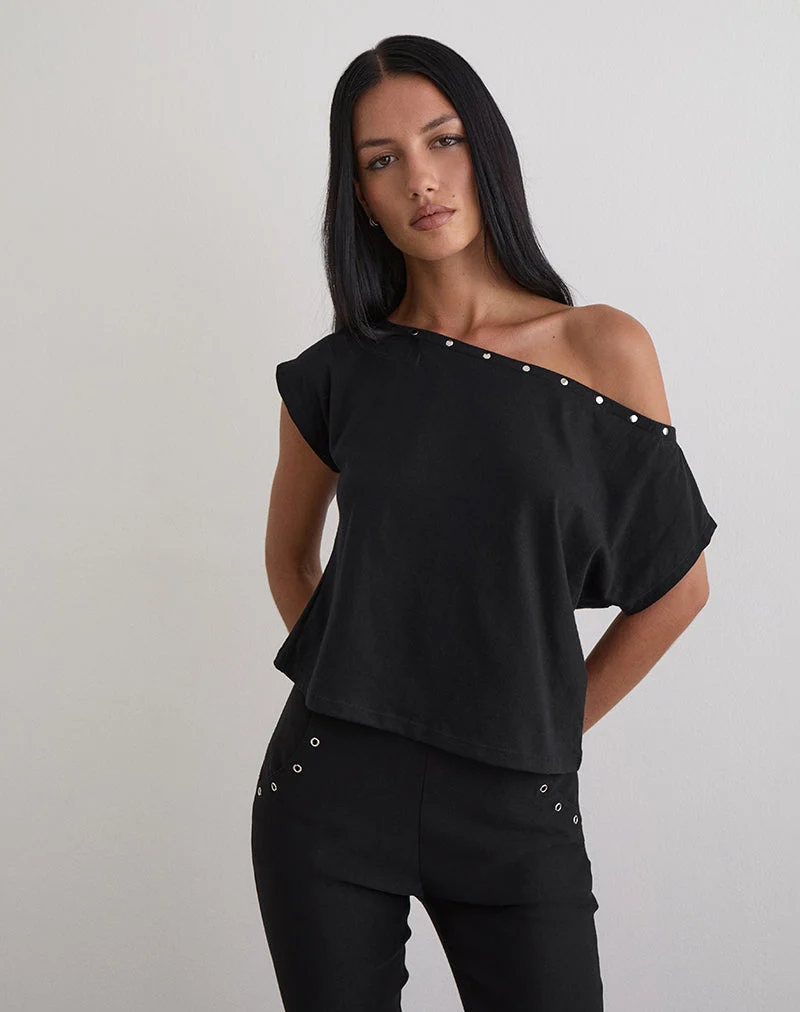 Top Bizzy en jersey noir avec clous