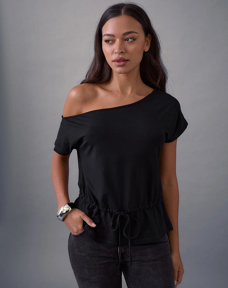 Sika One Shoulder Top in Black with Tie Belt (Top asymétrique noir avec ceinture à nouer)