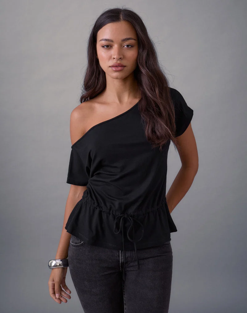 Sika One Shoulder Top in Black with Tie Belt (Top asymétrique noir avec ceinture à nouer)