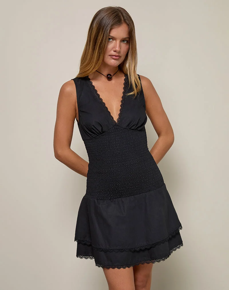 Hevosia - Mini robe froncée en noir