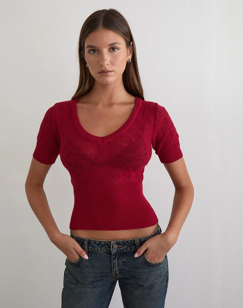 Haut Yura en maille pointelle rouge foncé