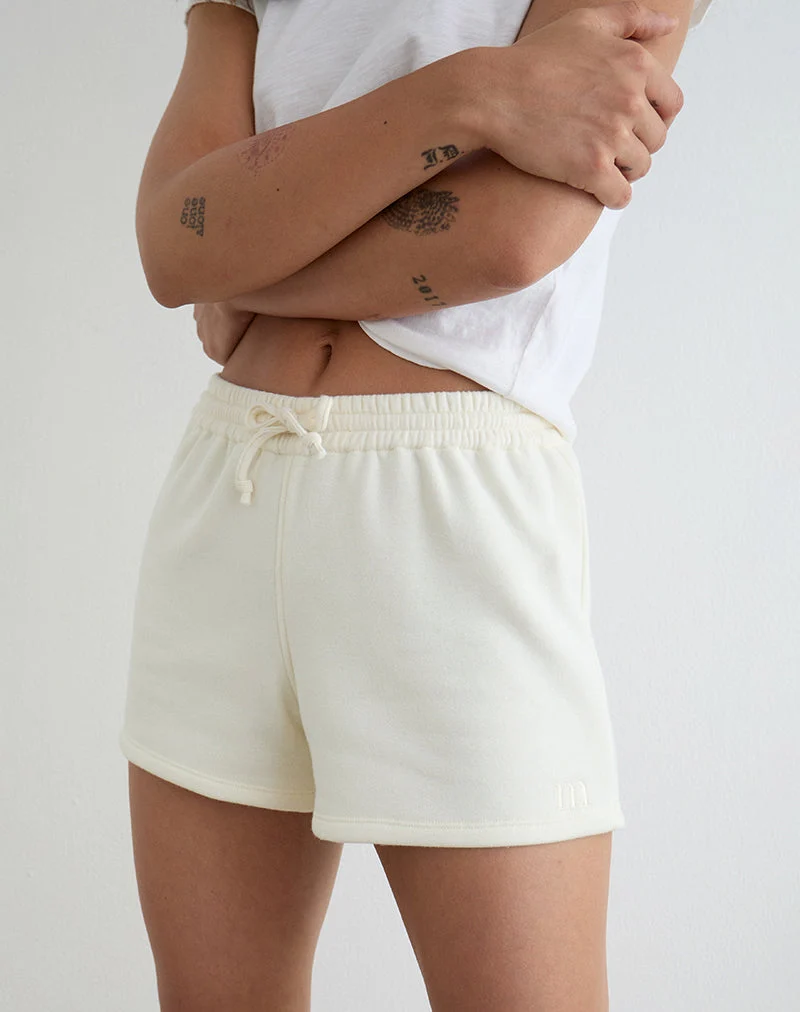 Short Lecent « Winter White » avec broderie « M » ton sur ton