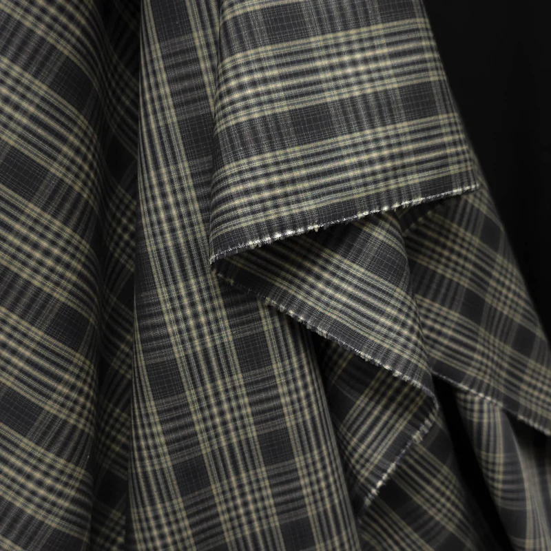 Tissu en coton tissé teint pour chemise | Fabriqué en Italie | Carreaux Noirs & Beiges