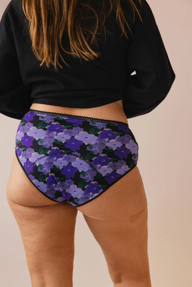 Culotte menstruelle Taille Haute GOTS - Flux abondant | Fleurs Violettes