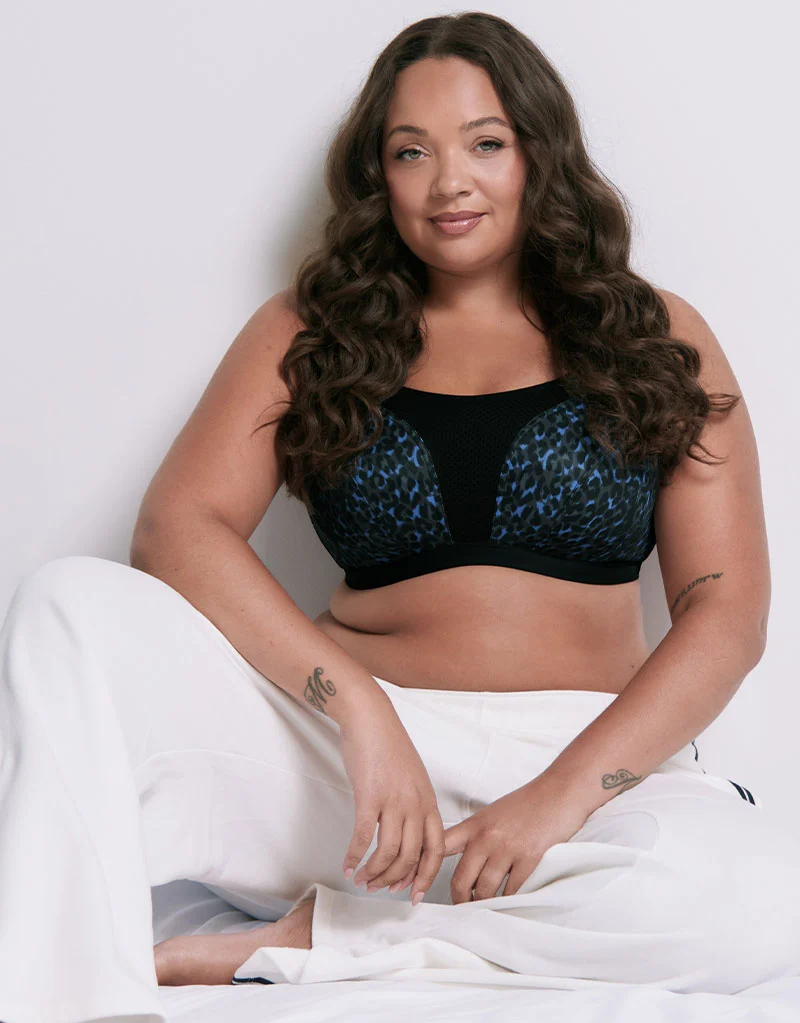 Curvy Kate Everymove Wired Multiway Sports Bra Black/Blue Print