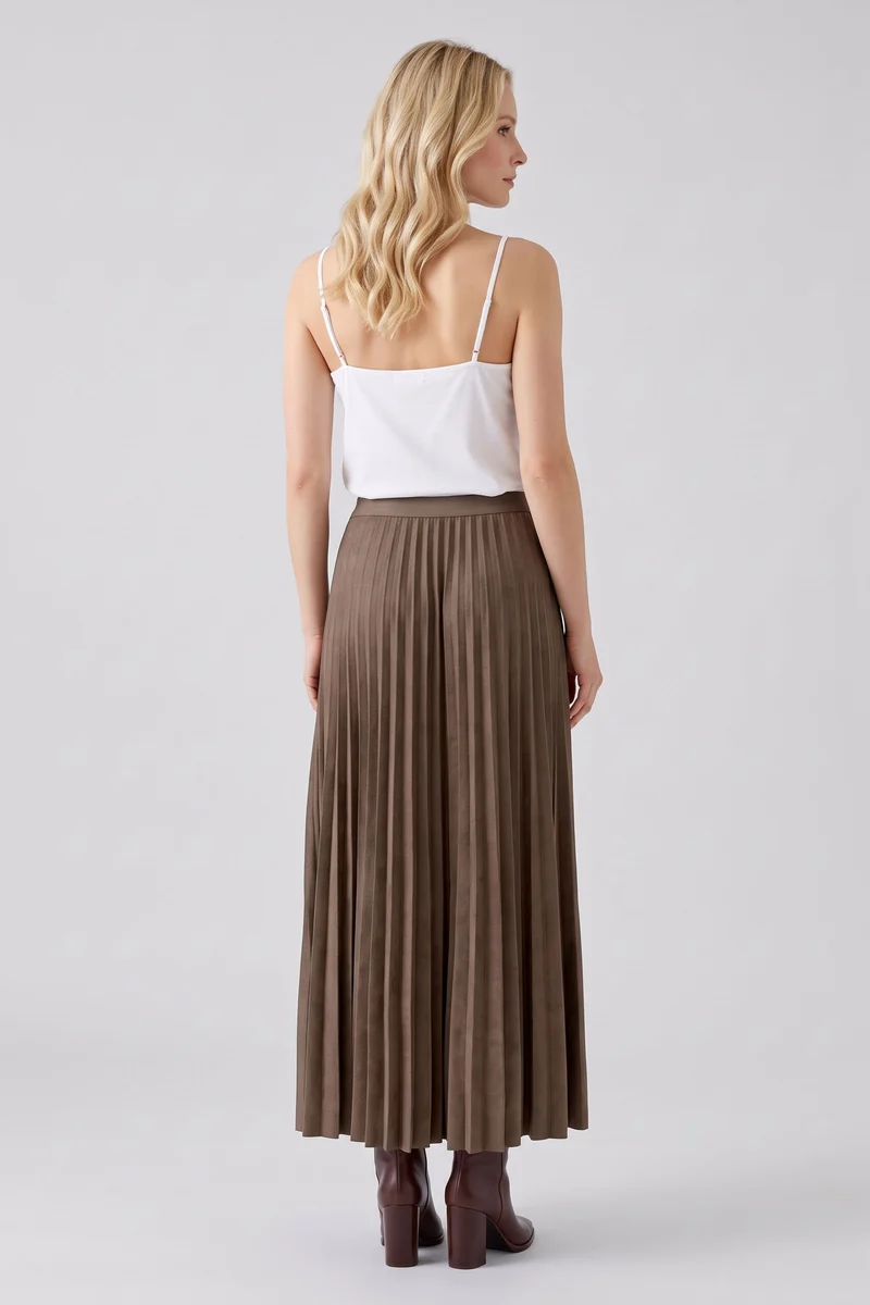 Jupe longue plissée à taille haute