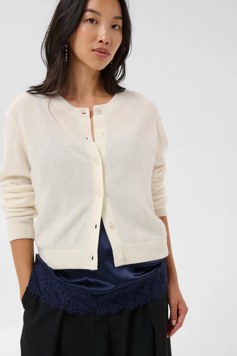 Cardigan court en cachemire col rond Carimi