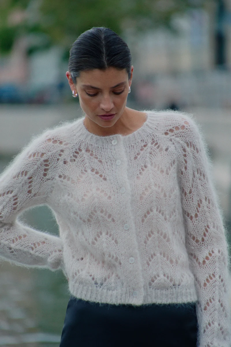 Cardigan court en maille ajourée Dinah