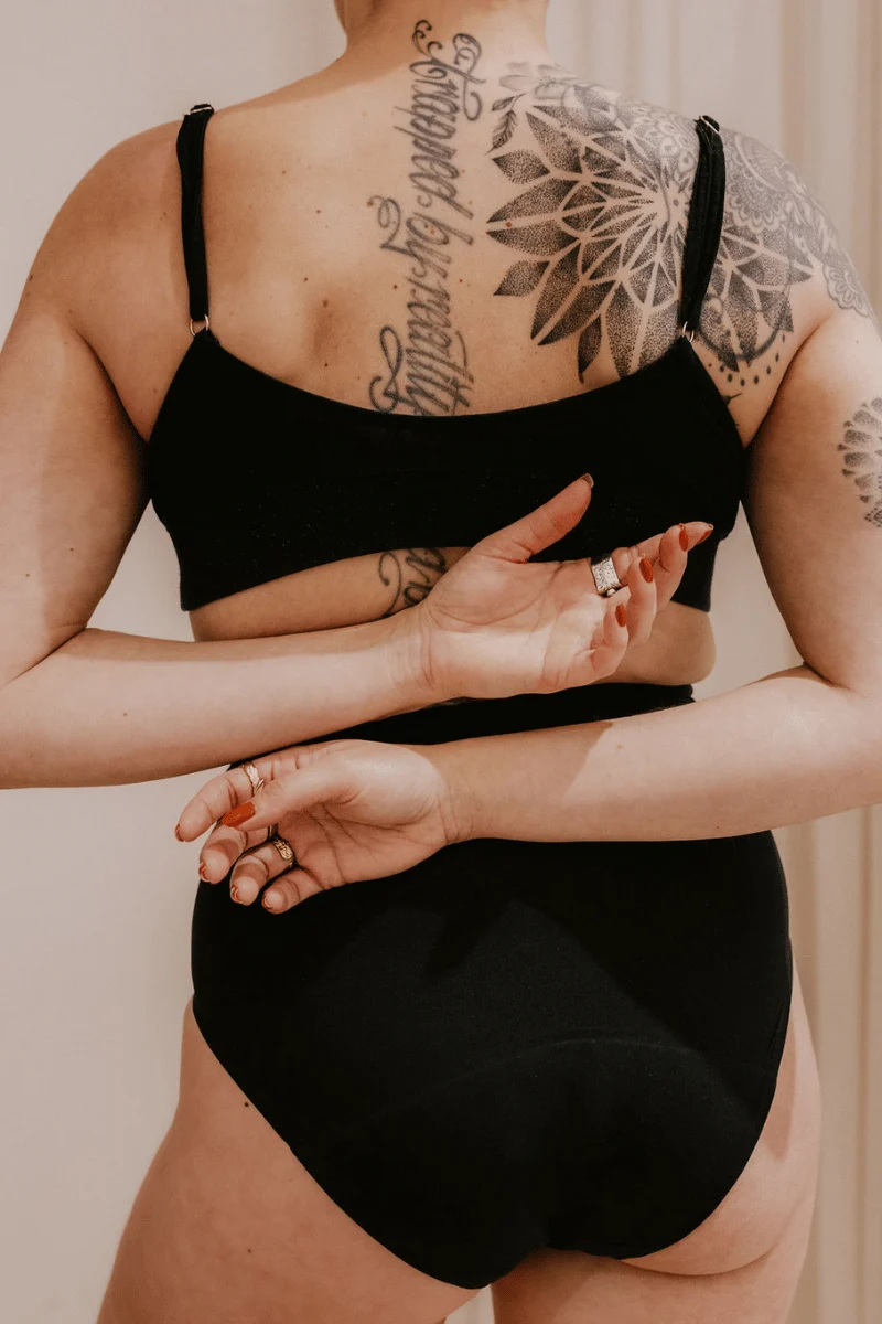 Amandine - menstruelle galbante flux abondant