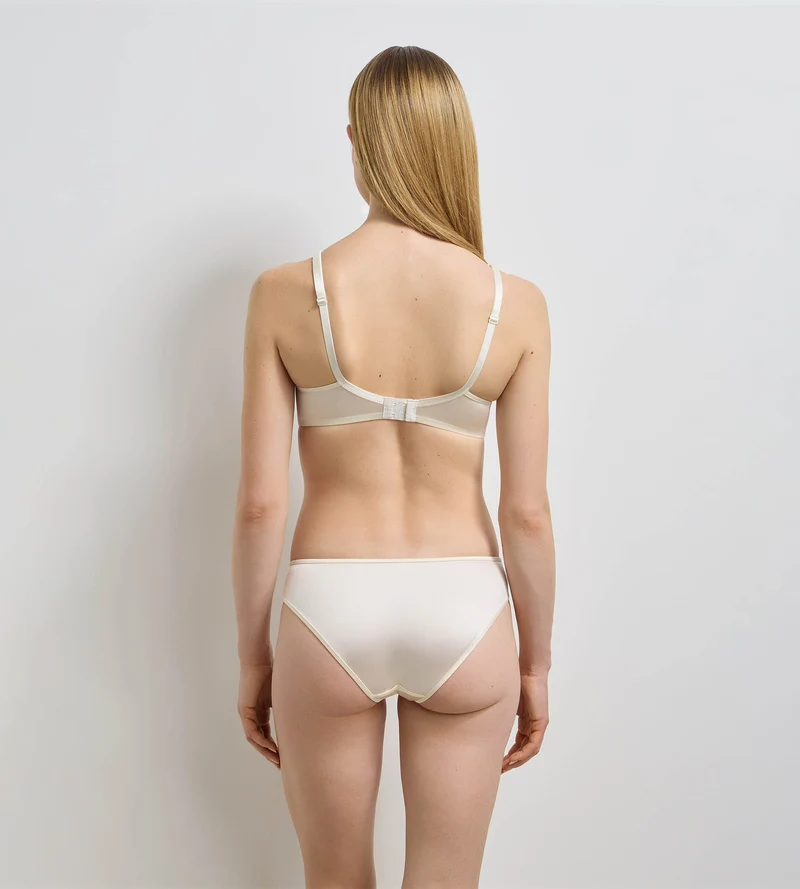 Soutien-gorge à armatures ivoire Dim x Ines de la Fressange