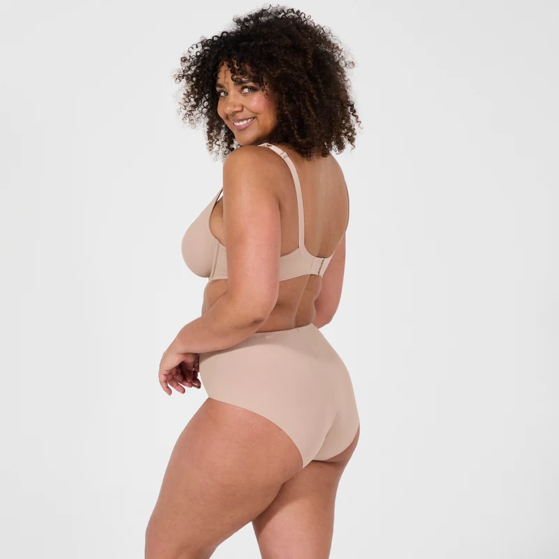 Soutien-gorge moulé emboîtant nude foncé Just daily