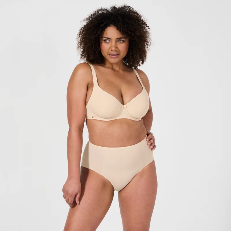 Soutien-gorge moulé emboîtant nude Just daily